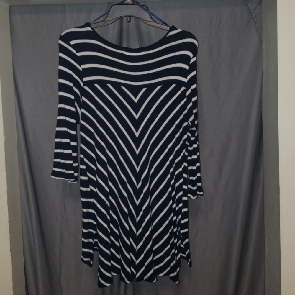 Tunic - Picture 2 of 2